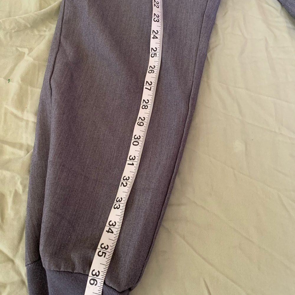 Figs Women's Gray Jogger Pants